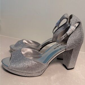 Anne Klein Vista Embellished Platform Dress Sandals Size 11M Silver